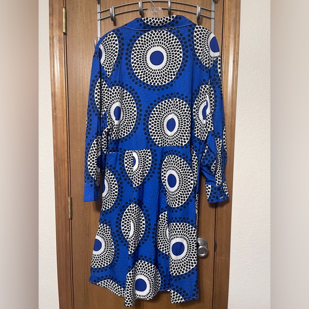 SHEIN Blue Multi Geo Print V-Neck Hidden Pocket plus size Dress- 4XL - Picture 2 of 6